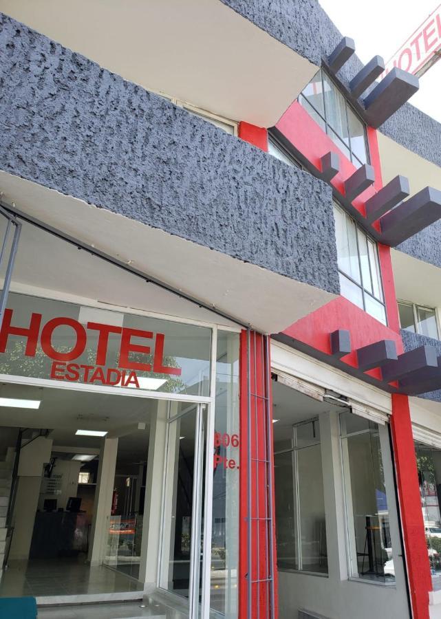Hotel Estadia Leon Ngoại thất bức ảnh