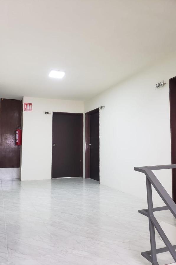 Hotel Estadia Leon Ngoại thất bức ảnh